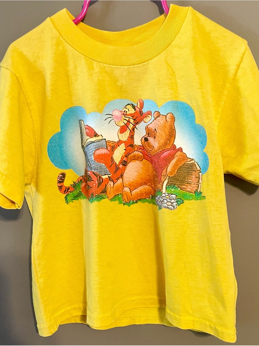 Vintage (early 2000s) Kids Yellow Winnie the Pooh & Tigger Graphic Tee